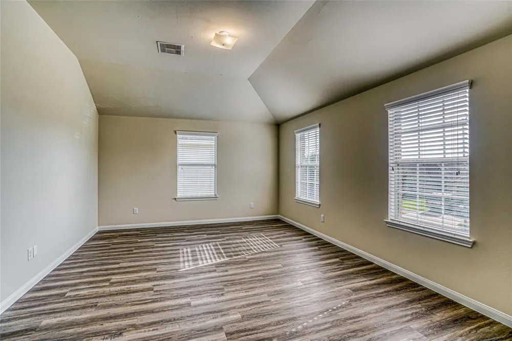 16 Leisure Shore Court Manvel, TX 77578