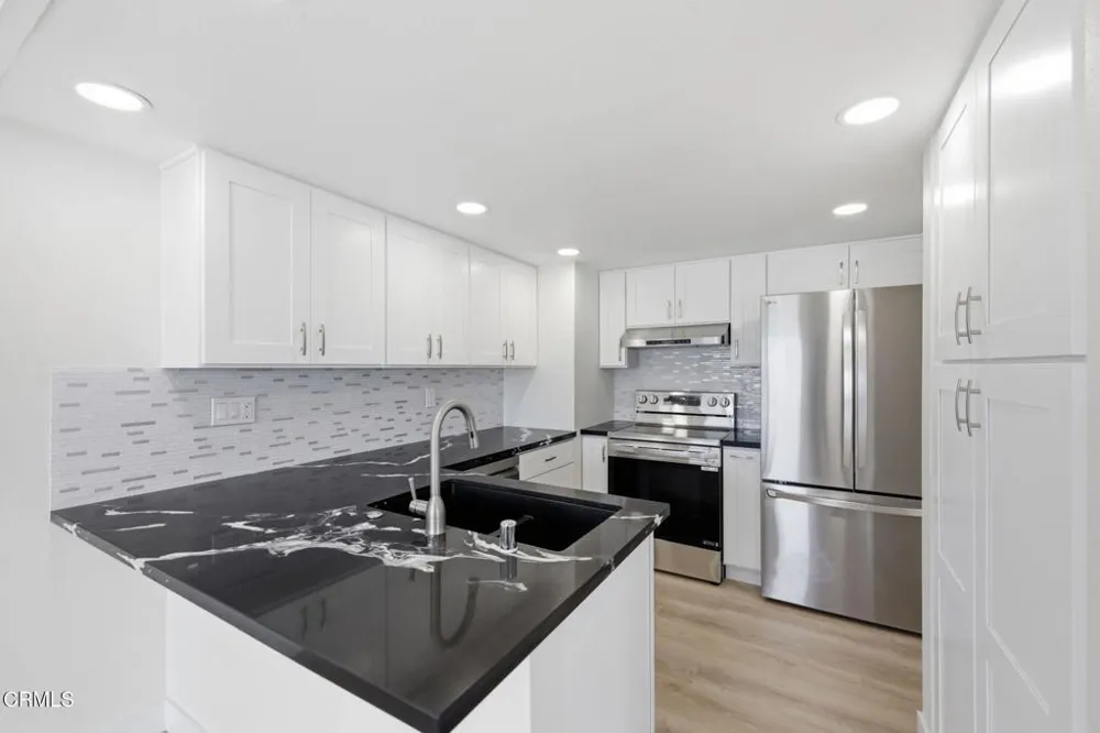 3664 Sunset Lane Oxnard, CA 93035