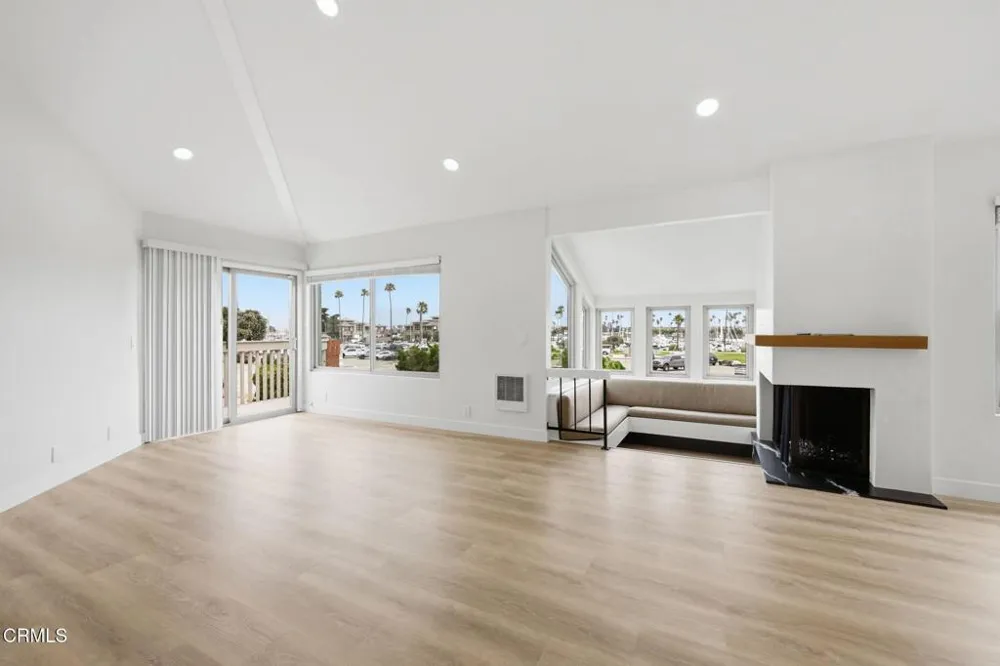 3664 Sunset Lane Oxnard, CA 93035