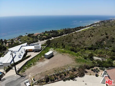 32933 Calle De La Burrita