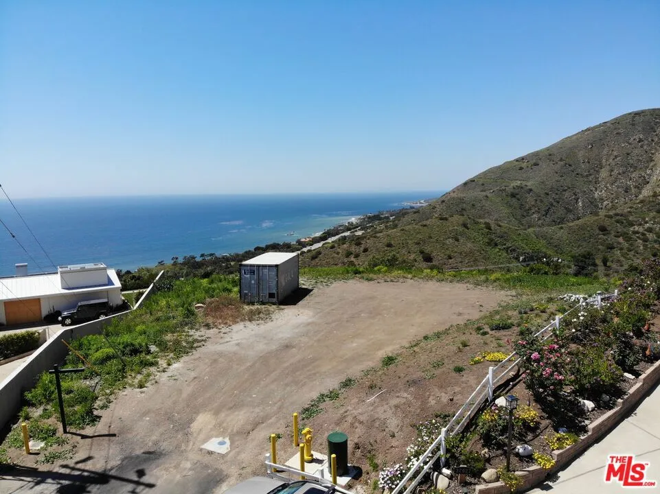 32933 Calle De La Burrita Malibu, CA 90265