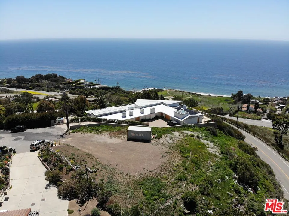 32933 Calle De La Burrita Malibu, CA 90265
