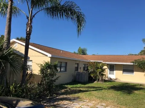 7105 POINSETTA AVENUE #1