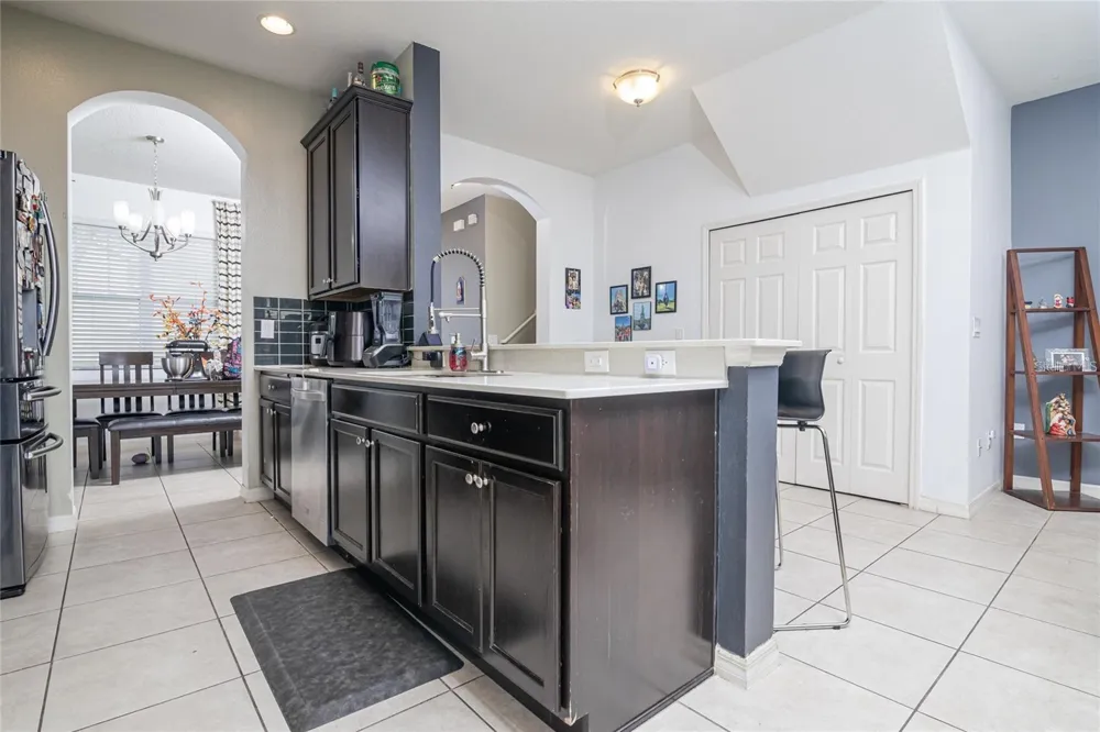 10184 HARTFORD MAROON ROAD Orlando, FL 32827