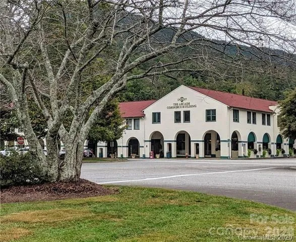 14 Spring Hollow Road Lake Lure, NC 28746