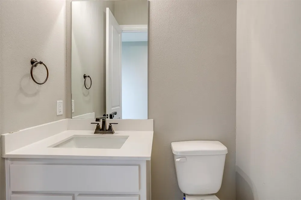 991 Hulen Crowley, TX 76036
