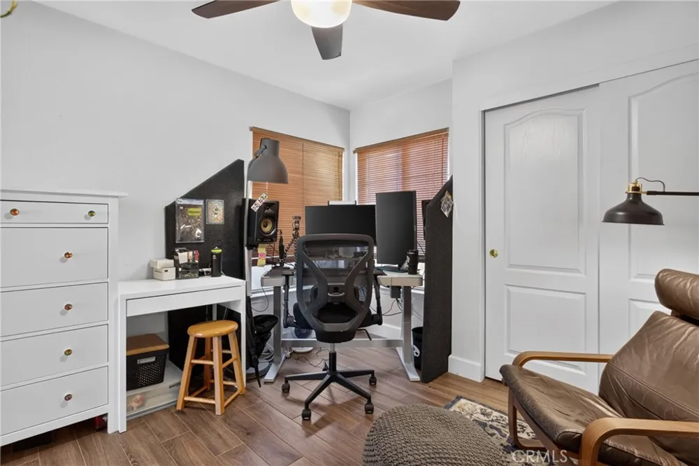 27827 Zion Court Castaic, CA 91384