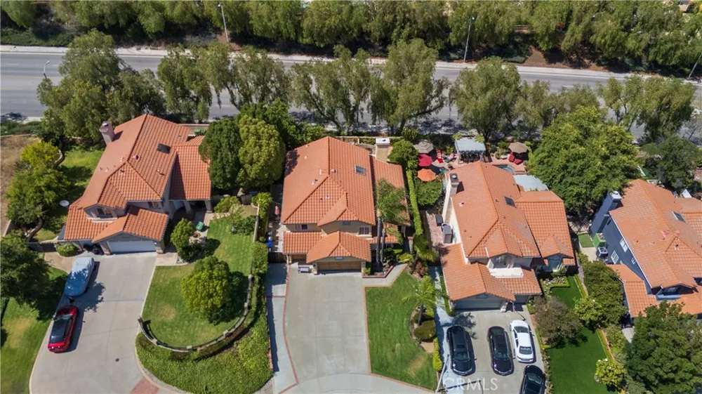 27827 Zion Court Castaic, CA 91384