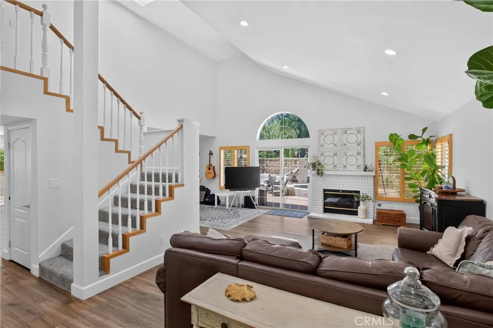 27827 Zion Court Castaic, CA 91384