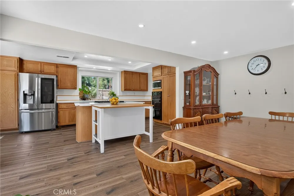 27827 Zion Court Castaic, CA 91384