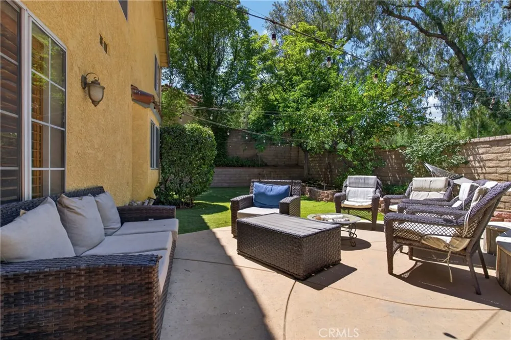 27827 Zion Court Castaic, CA 91384