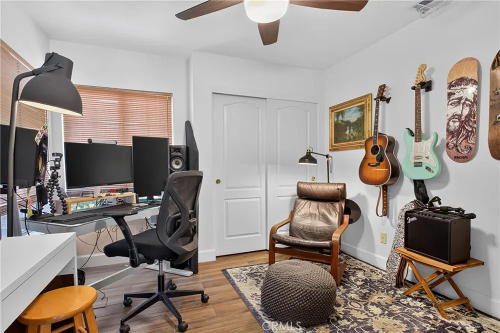 27827 Zion Court Castaic, CA 91384