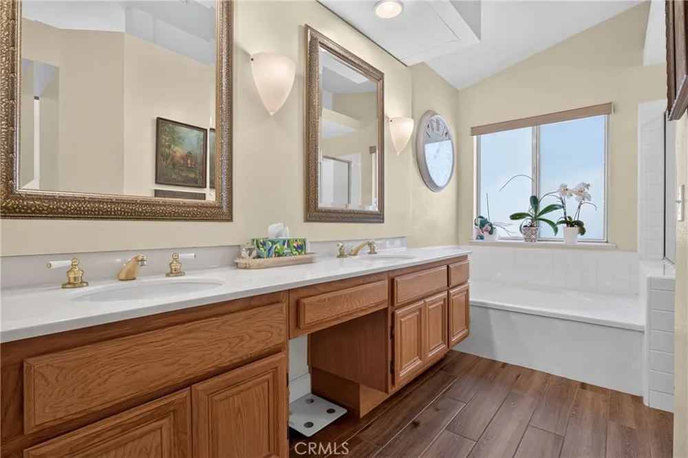27827 Zion Court Castaic, CA 91384