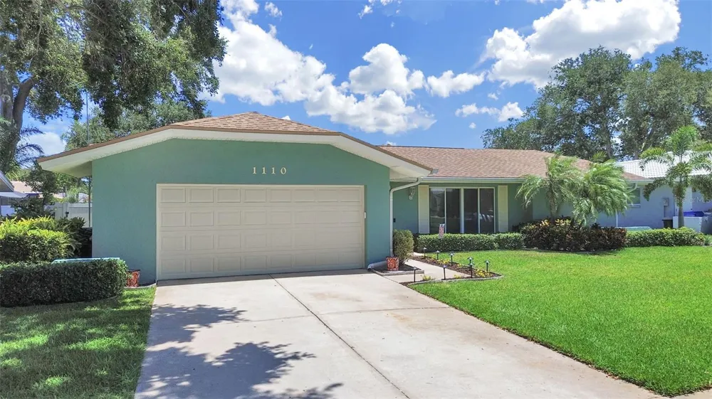 1110 MCLEAN STREET Dunedin, FL 34698