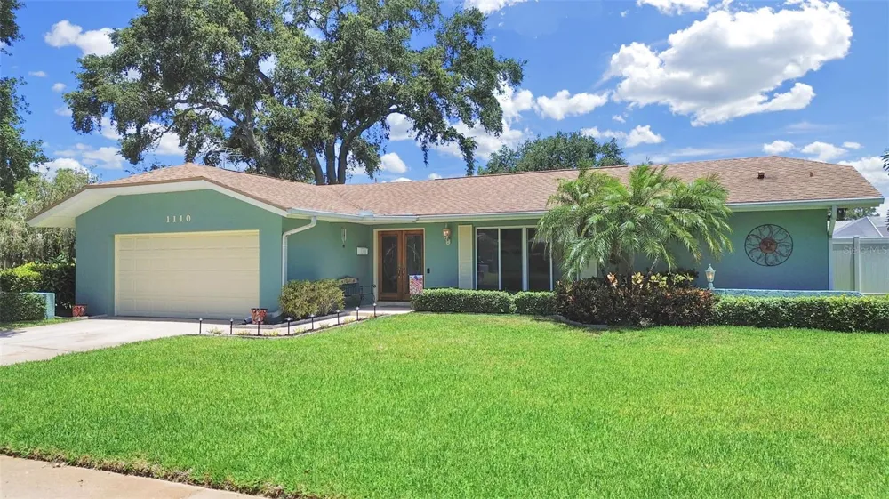 1110 MCLEAN STREET Dunedin, FL 34698