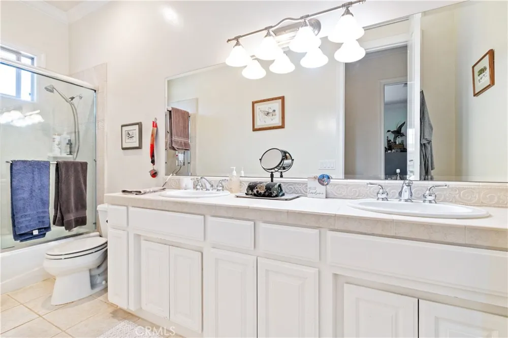 2045 Vista De La Vina Templeton, CA 93465