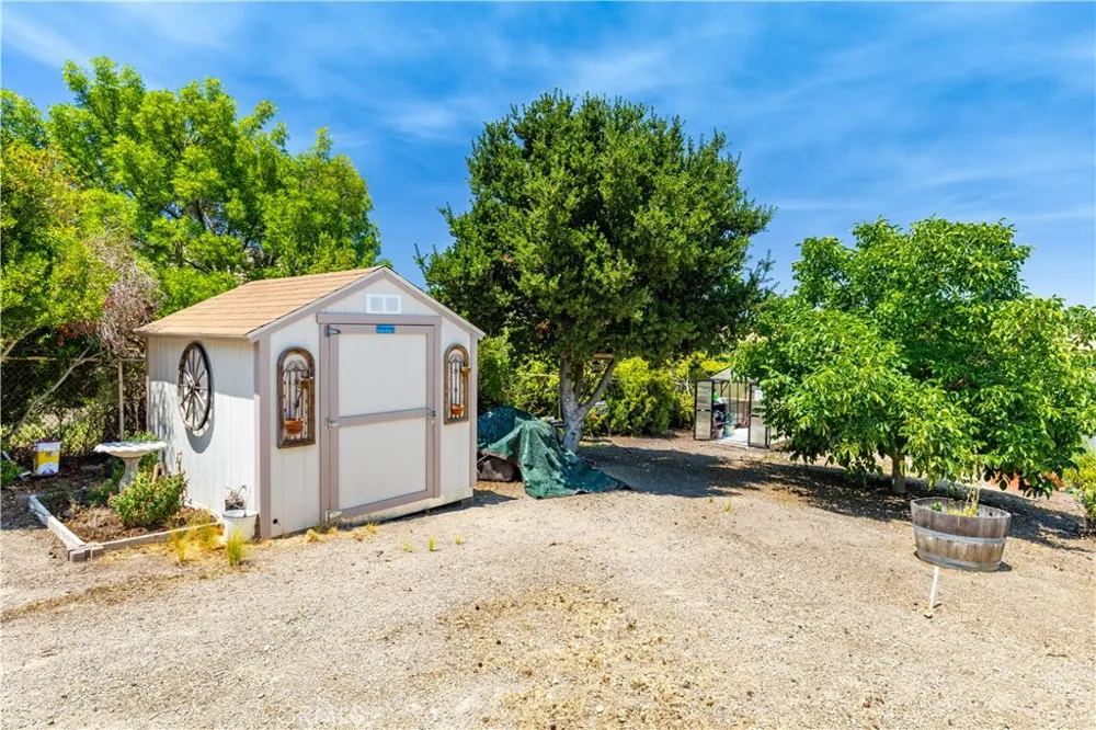2045 Vista De La Vina Templeton, CA 93465