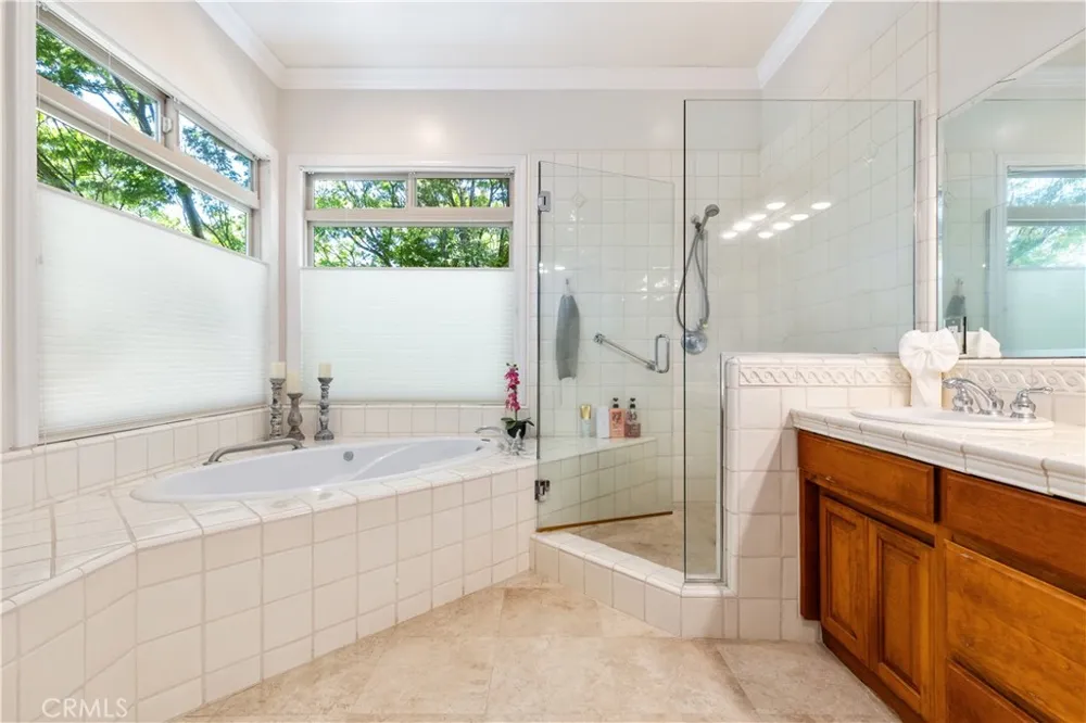 2045 Vista De La Vina Templeton, CA 93465