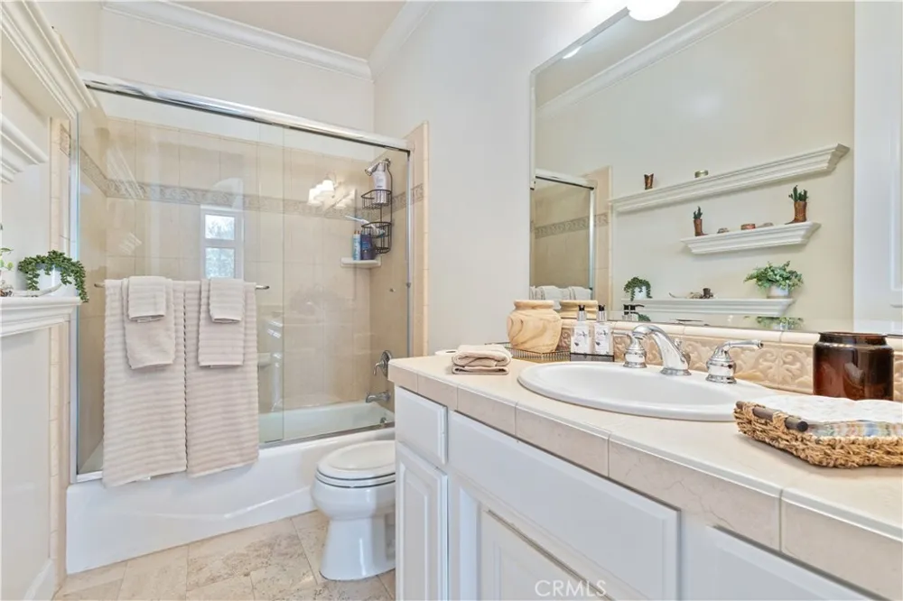 2045 Vista De La Vina Templeton, CA 93465