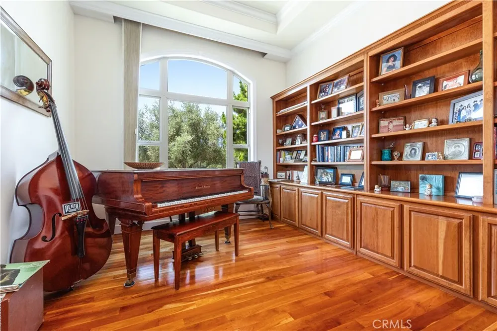 2045 Vista De La Vina Templeton, CA 93465
