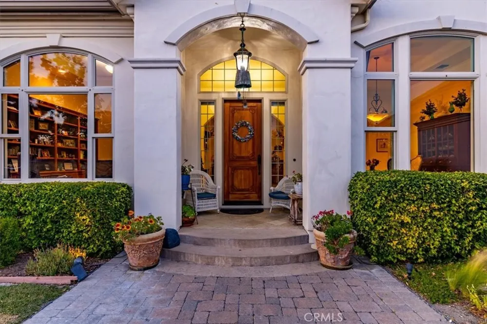 2045 Vista De La Vina Templeton, CA 93465