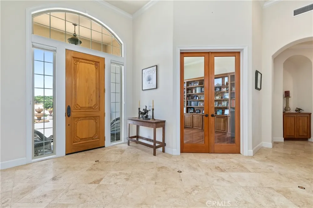 2045 Vista De La Vina Templeton, CA 93465