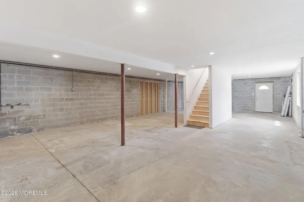335 Park Avenue Union Beach, NJ 07735