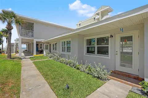16850 GULF BOULEVARD #4