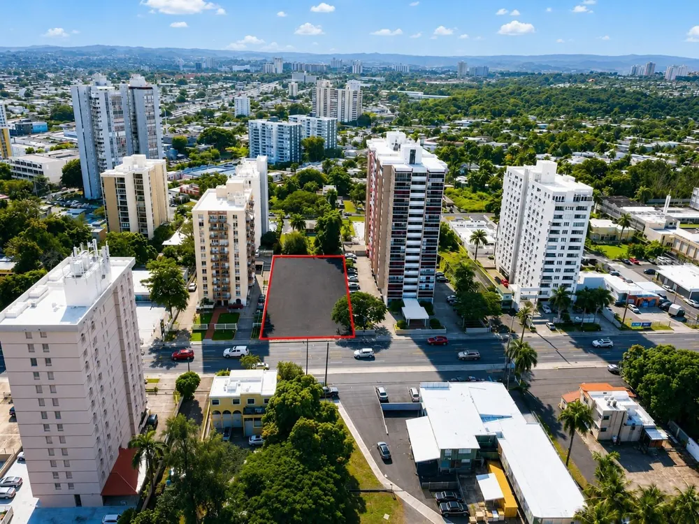 carr. 2 KM 6.4 VILLA CAPARRA Guaynabo, PR 00966