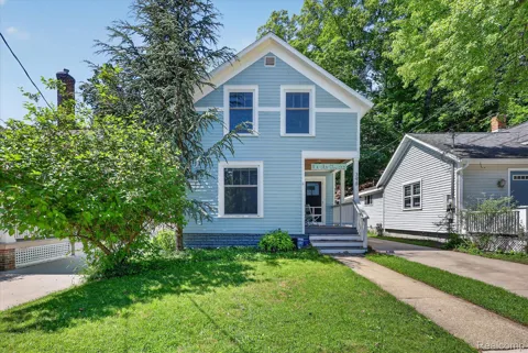 398 Howard Avenue