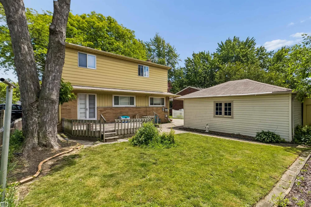 24705 Culver Street St Clair Shores City, MI 48080