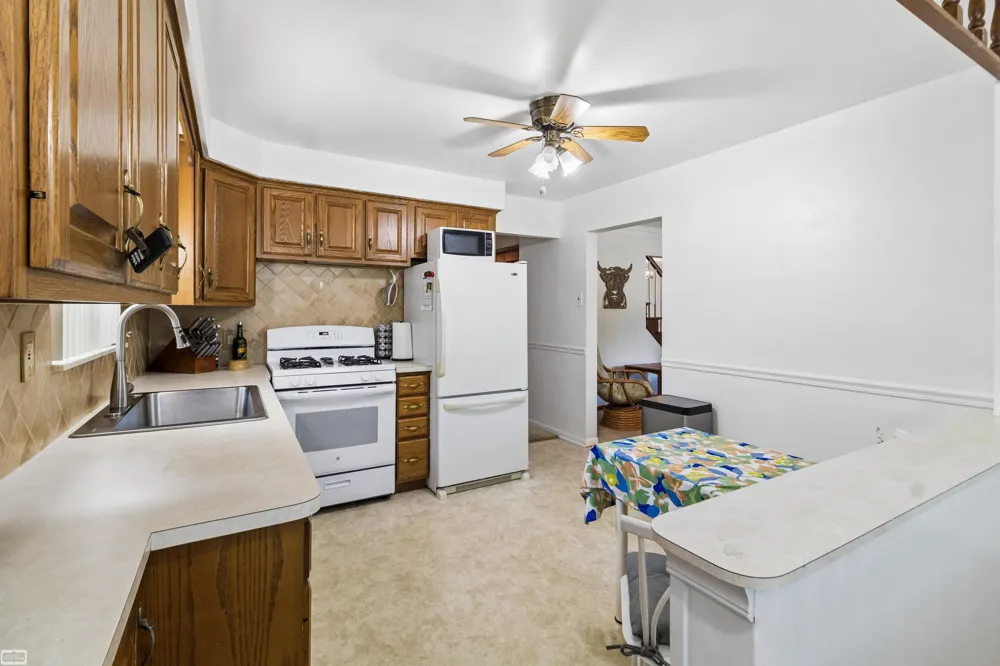24705 Culver Street St Clair Shores City, MI 48080