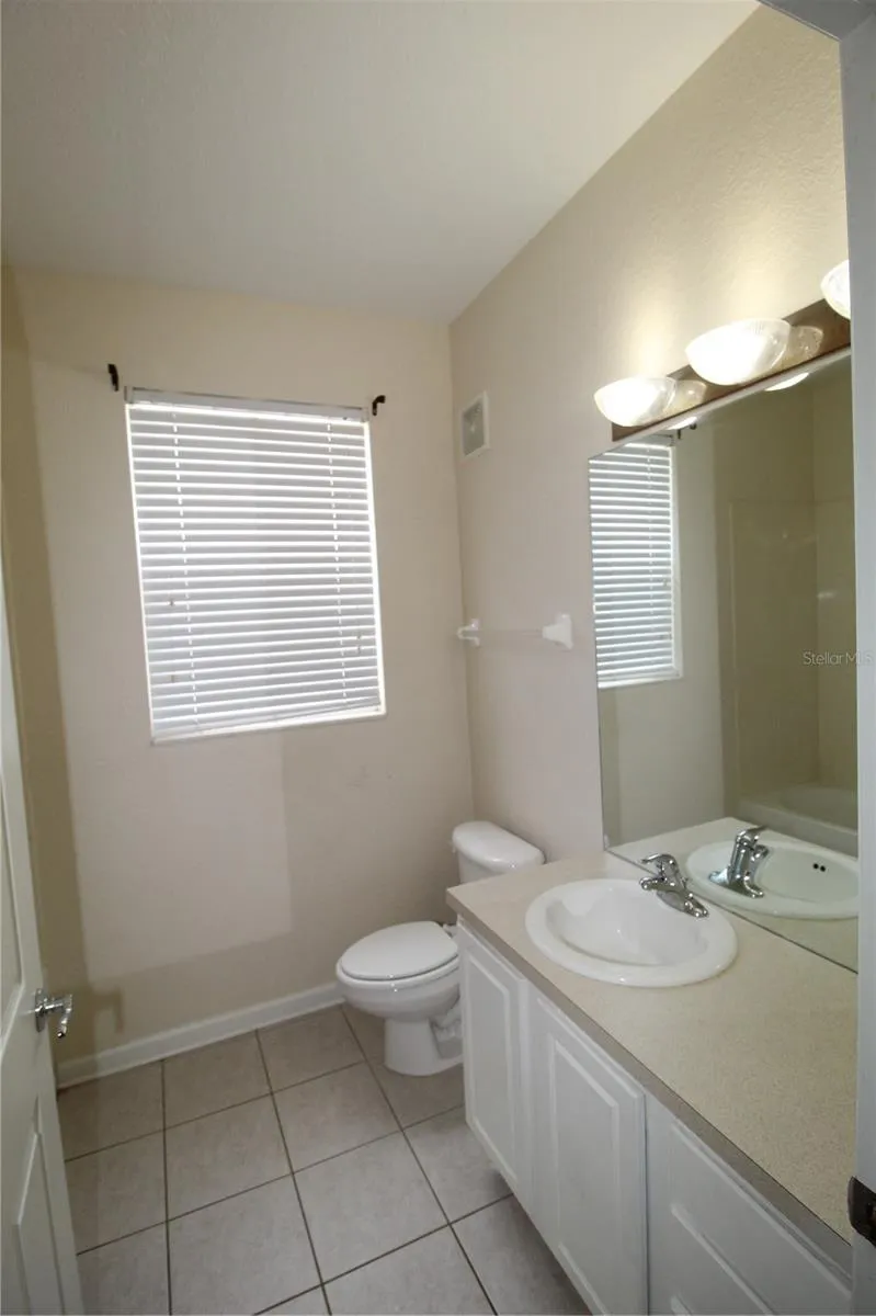 6380 CONTESSA DRIVE #208 Orlando, FL 32829