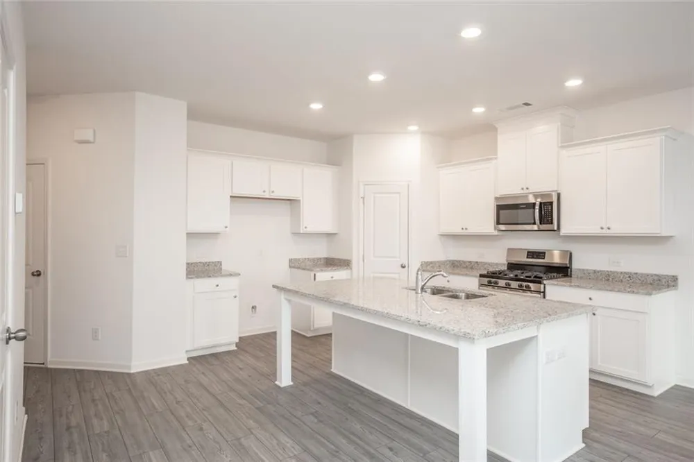 1092 Edwin Lane Sugar Hill, GA 30518