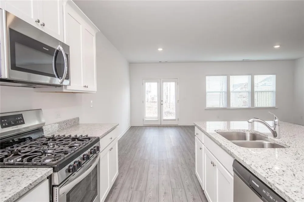 1092 Edwin Lane Sugar Hill, GA 30518