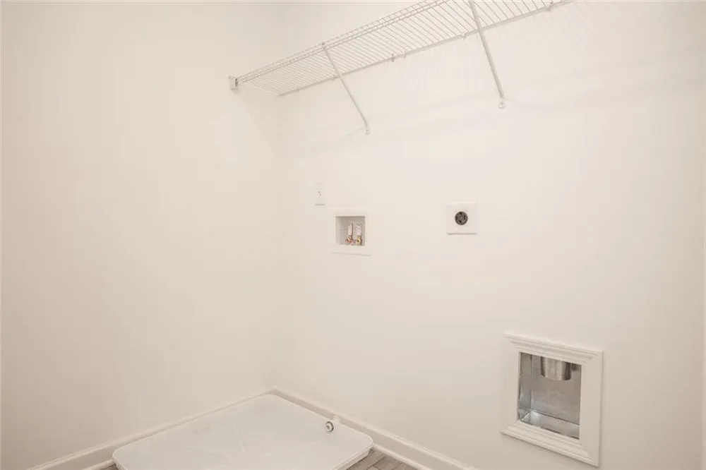 1092 Edwin Lane Sugar Hill, GA 30518