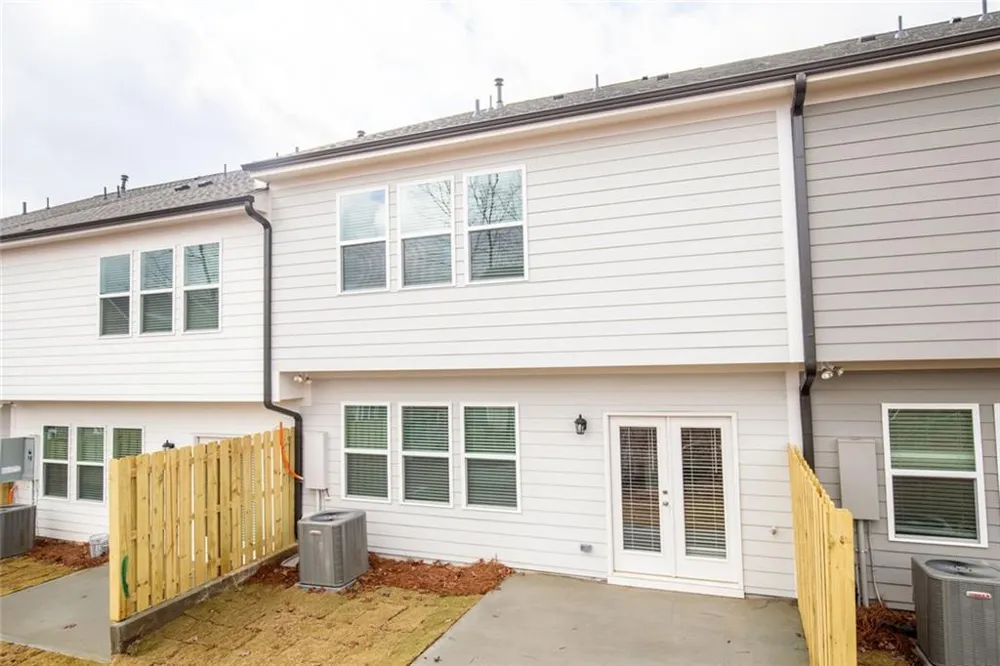 1092 Edwin Lane Sugar Hill, GA 30518
