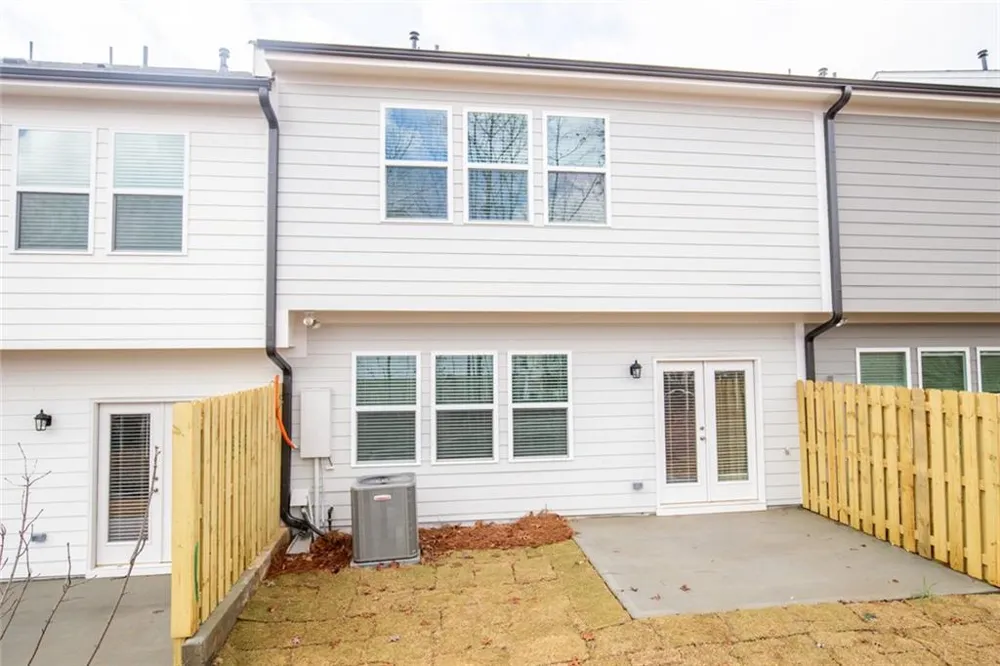1092 Edwin Lane Sugar Hill, GA 30518