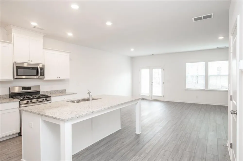 1092 Edwin Lane Sugar Hill, GA 30518