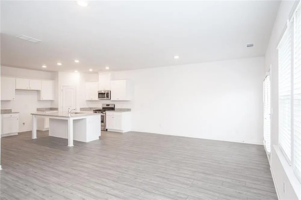 1092 Edwin Lane Sugar Hill, GA 30518