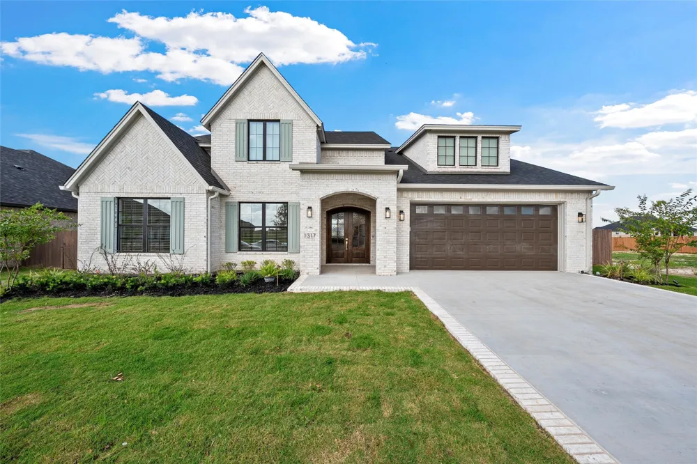 1317 Tahonta Drive Hewitt, TX 76643
