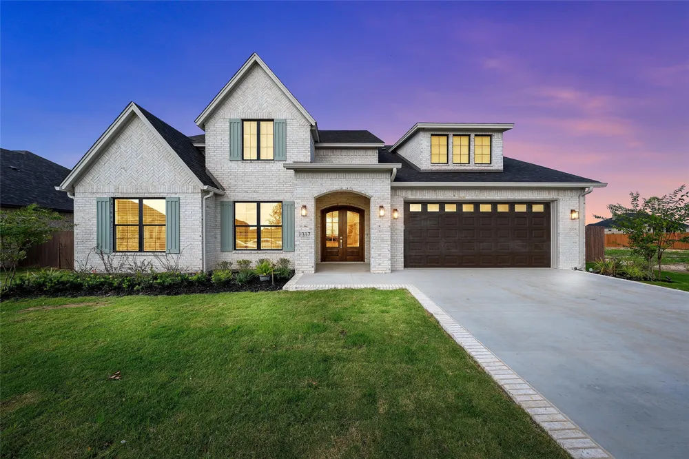 1317 Tahonta Drive Hewitt, TX 76643