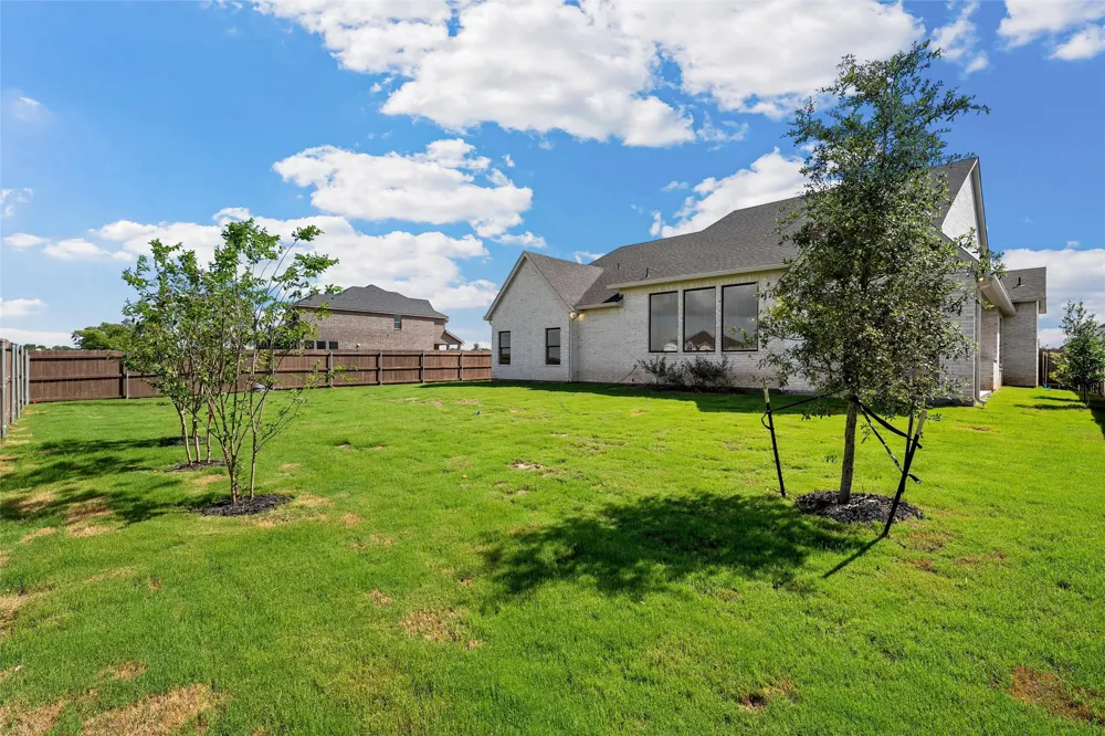 1317 Tahonta Drive Hewitt, TX 76643