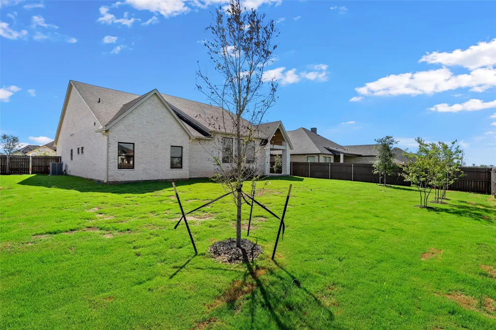 1317 Tahonta Drive Hewitt, TX 76643