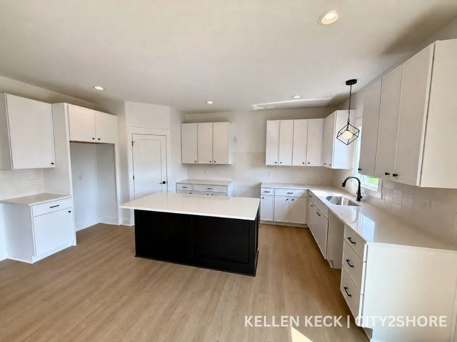 11338 Bancroft Way Alto, MI 49302