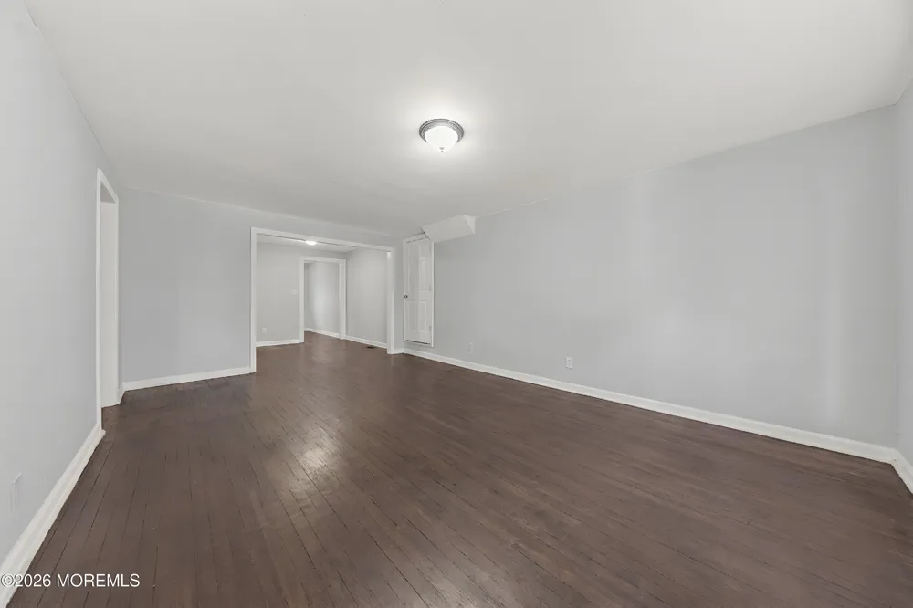 11141118 Magie Avenue Elizabeth, NJ 07208