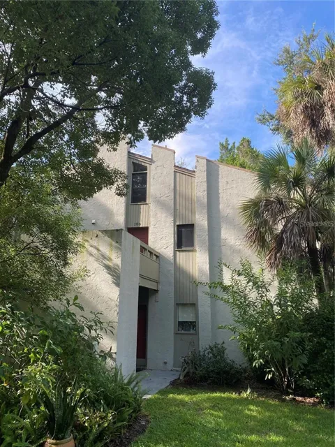 200 FAIRWAY DRIVE #200