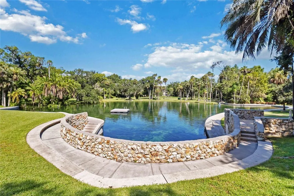 200 FAIRWAY DRIVE #200 Longwood, FL 32779