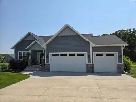 1837 Spruce Grove Trail