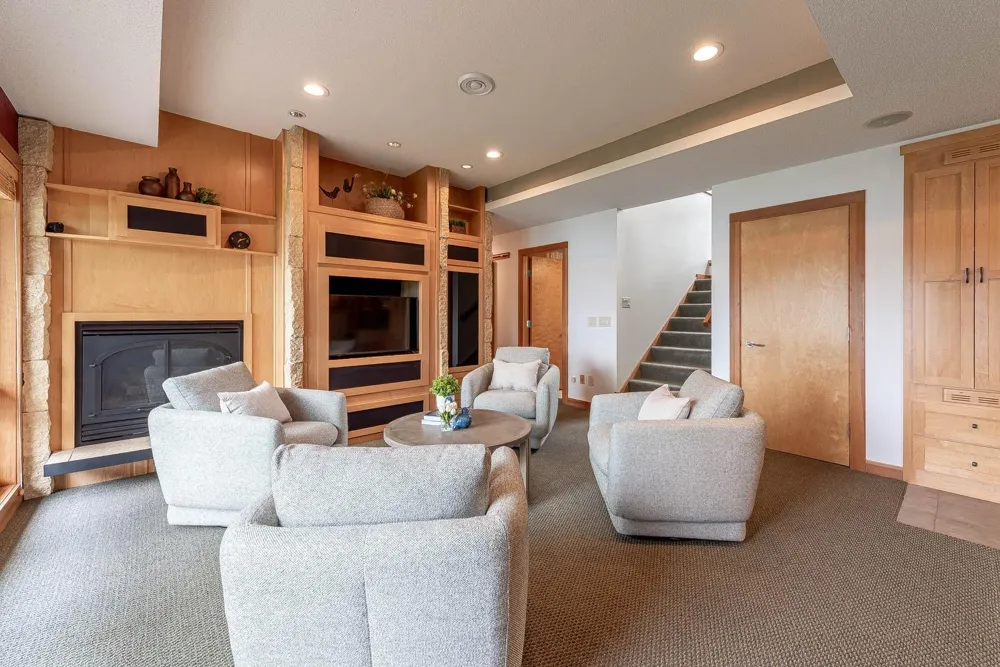 46479 Evergreen Lane Cleveland, MN 56017